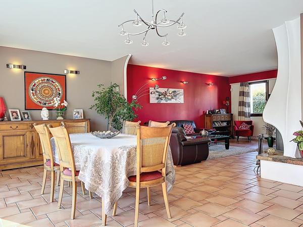 FERMETTES MAISON 244m2 7P 5CH S/SOL