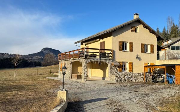 Maison à vendre    4 pièces •  Selonnet