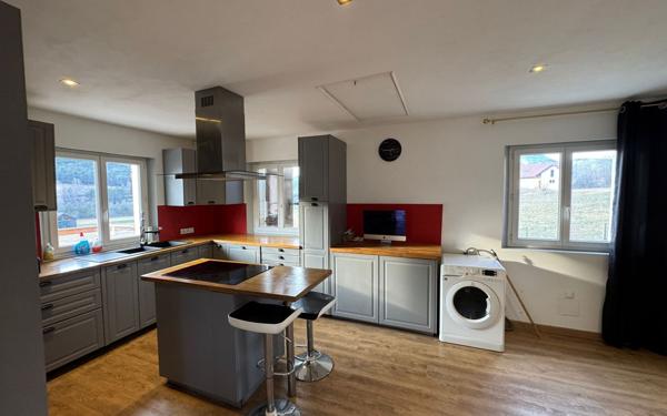 Maison à vendre    4 pièces •  Selonnet