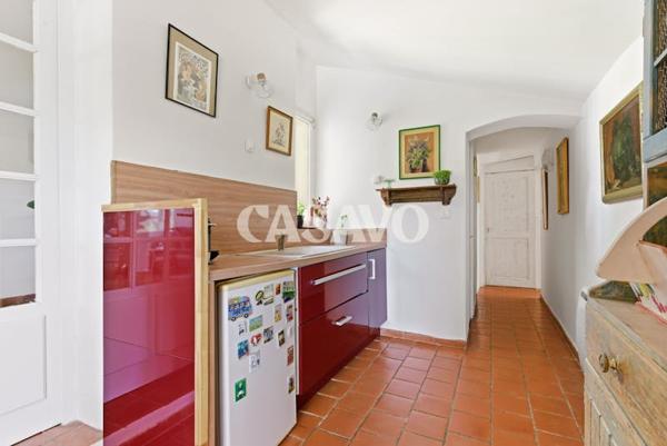 Vente Maison 7 pièces de 162m² - 13840 Rognes