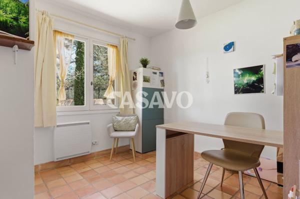 Vente Maison 7 pièces de 162m² - 13840 Rognes