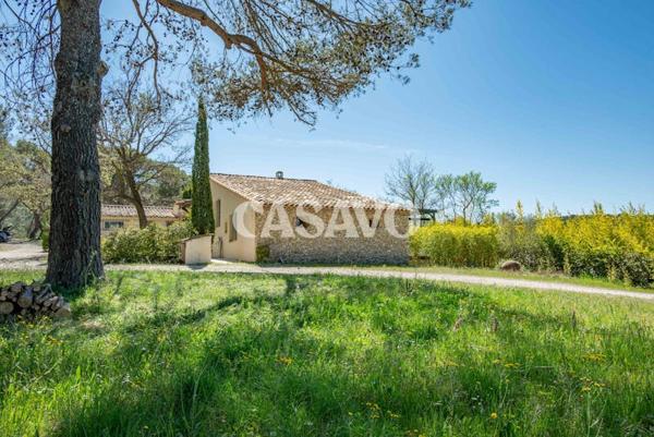 Vente Maison 7 pièces de 162m² - 13840 Rognes