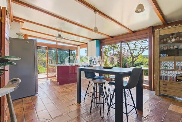 Vente Maison 7 pièces de 162m² - 13840 Rognes