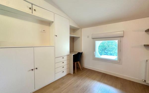 Maison à vendre    3 pièces •  Castres-Gironde