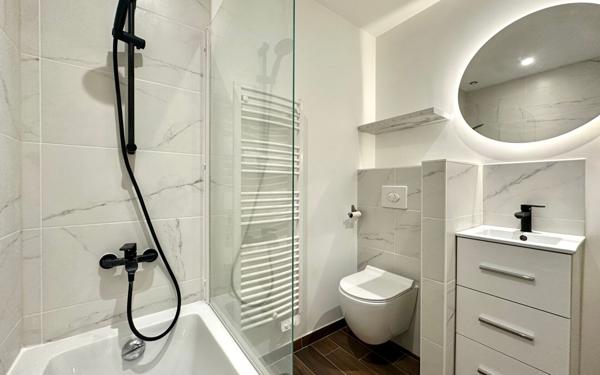 Maison à vendre    3 pièces •  Castres-Gironde