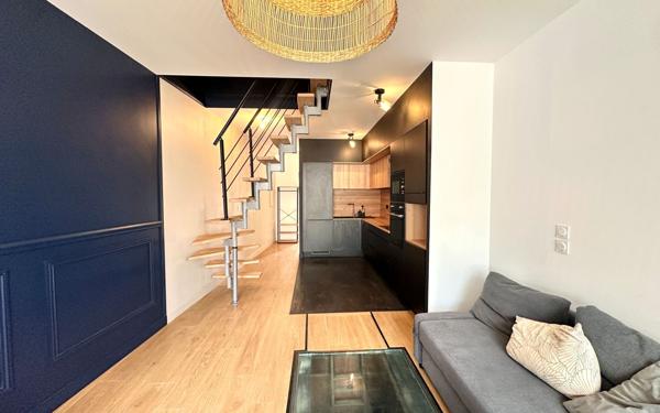 Maison à vendre    3 pièces •  Castres-Gironde