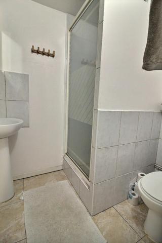 Appartement à vendre    2 pièces • 34,70 m2 Marseille 6