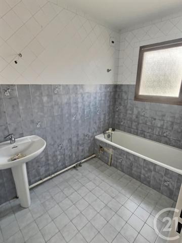 Appartement F3 à vendre  3 pièces - 63 m2 FREJUS - 83