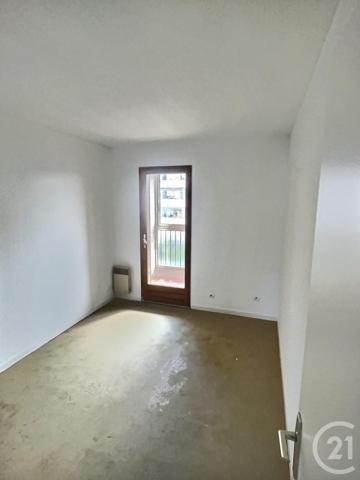 Appartement F3 à vendre  3 pièces - 63 m2 FREJUS - 83