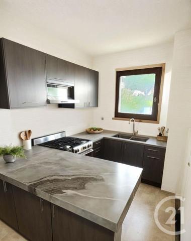 Appartement F3 à vendre  3 pièces - 63 m2 FREJUS - 83