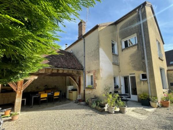 Au Coeur de Sézanne Maison avec jardinet