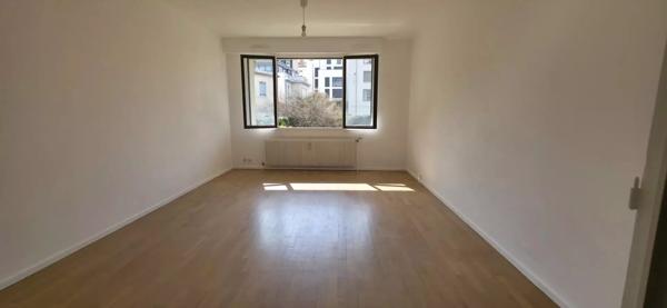 Lyon 6ᵉ – T3 lumineux de 74 m² en RDC surélevé – Résidence avec jardin