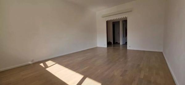 Lyon 6ᵉ – T3 lumineux de 74 m² en RDC surélevé – Résidence avec jardin