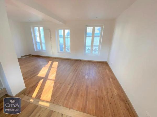Appartement à louer 3 pièces 46.96m² Laon (02000)