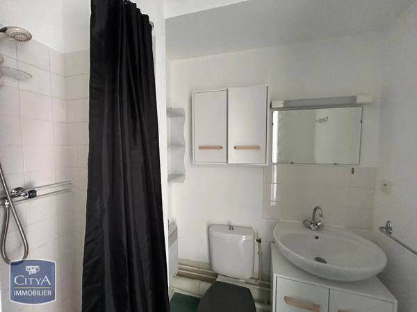 Appartement à louer 1 pièce 21.8m²