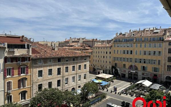 Appartement à louer    1 pièce • 29,82 m2 Marseille 1