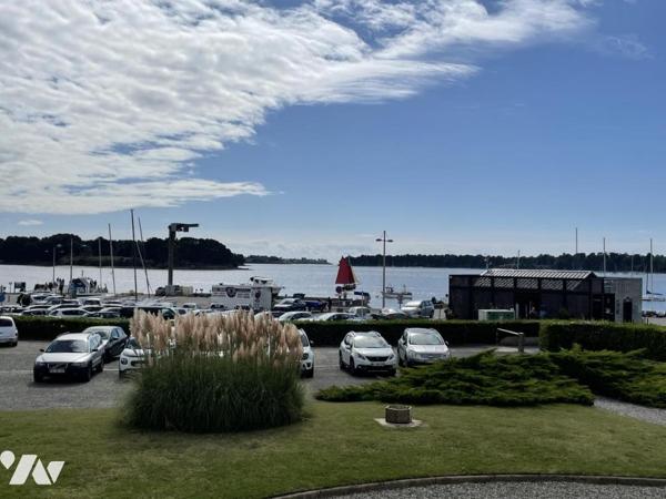 A VENDRE 56 LARMOR BADEN  APPT 40 m² EN DUPLEX AVEC VUE SUR LE GOLFE