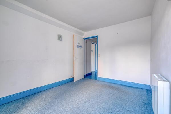 Christophe Michaudelle – EXLUSIVITE - CAPIFRANCE vous propose proche de Meaux - Saint Soupplets, à Lizy sur Ourcq : Proche des commodités rue Jean Jaurès, maison de ville (ancienne école de musique),