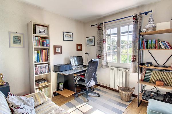 A VENDRE Maison Draguignan 4 pièces 101 m² avec PISCINE sur un terrain de 1429 m²