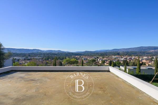 Mouans-Sartoux, Villa 3 Chambres -  250 m² à vendre