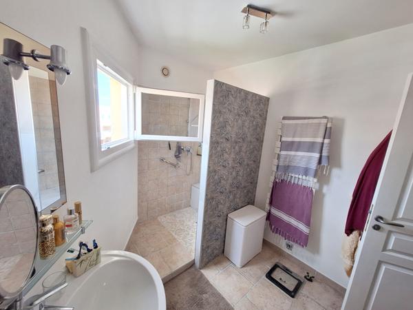 Hyères Gare / Olbius Riquier - Appartement T4 - Garage - Cave - Ascenseur