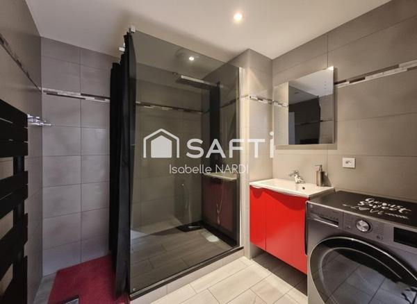 Appartement moderne avec terrasse aux prestations haut de gamme