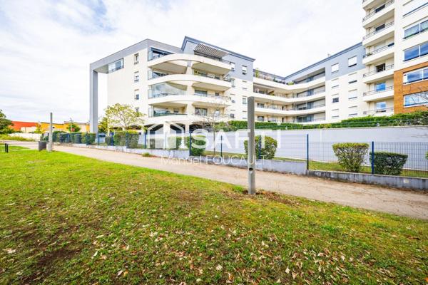 DIJON Poincaré Appartement T4 de 75 m2 avec terrasse - balcon - cave et garage en sous-sol