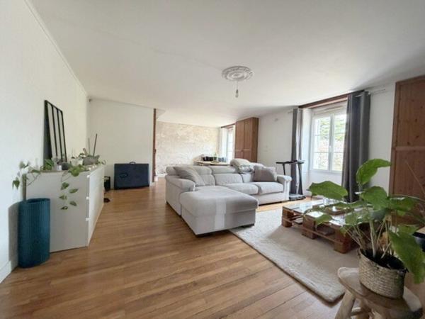 Maison 6 pièce(s) 3 chambre(s) 135 m²