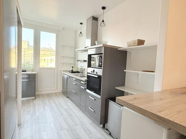 Vente / Appartement T4
