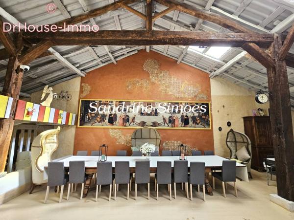 Maison à vendre 9 pièces de 230 m²
