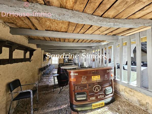 Maison à vendre 9 pièces de 230 m²