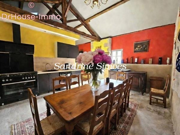 Maison à vendre 9 pièces de 230 m²