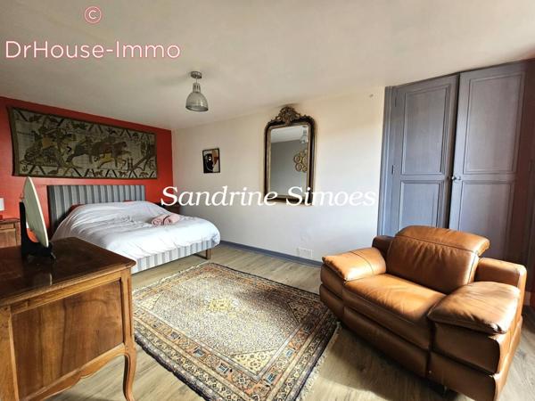 Maison à vendre 9 pièces de 230 m²