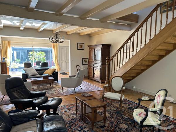 Maison à vendre  5 pièces - 185,45 m 2   LA ROCHELLE  - 17