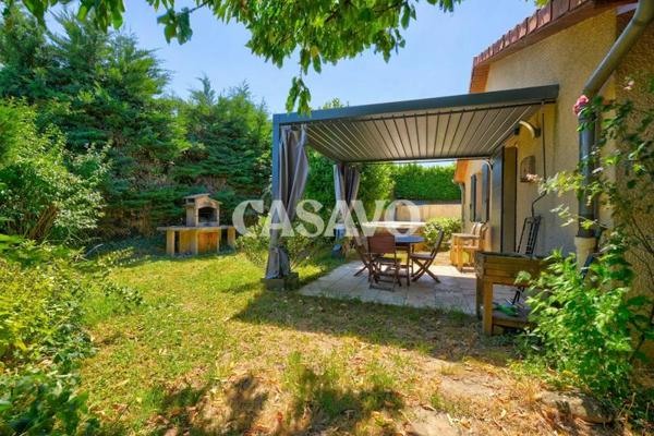 Vente Maison 6 pièces de 170m² - 69720 Saint-Laurent-de-Mure
