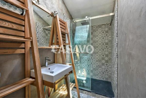 Vente Maison 6 pièces de 170m² - 69720 Saint-Laurent-de-Mure