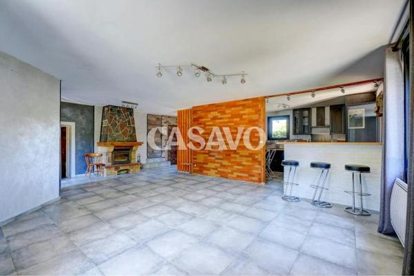 Vente Maison 6 pièces de 170m² - 69720 Saint-Laurent-de-Mure
