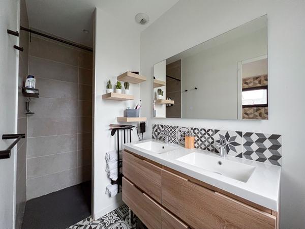 Maison - 112 m² à Cantenay Epinard - 5 pièces - 4 chambres - garage