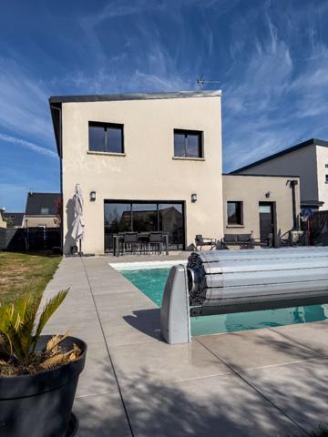 Maison - 112 m² à Cantenay Epinard - 5 pièces - 4 chambres - garage