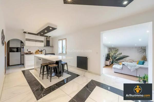 Vente Maison 5 pièces 125 m2 à Saint-Fargeau-Ponthierry