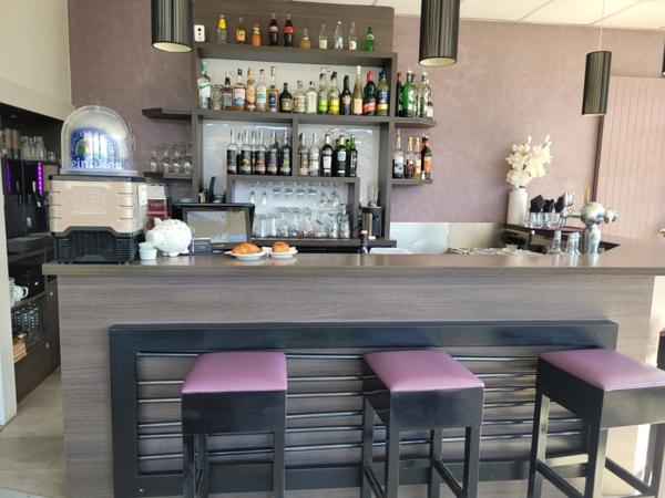 Fonds de commerce de restauration et bar à vendre SAINT EGREVE (38)