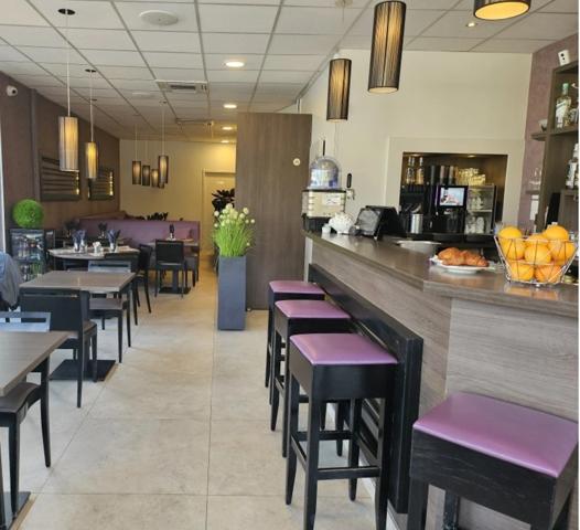 Fonds de commerce de restauration et bar à vendre SAINT EGREVE (38)