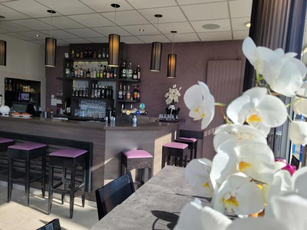 Fonds de commerce de restauration et bar à vendre SAINT EGREVE (38)