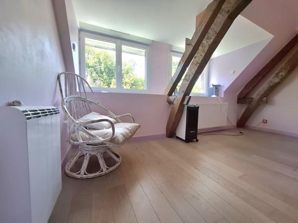 À vendre - Maison individuelle, 6 pièces située à Courgains (72260)