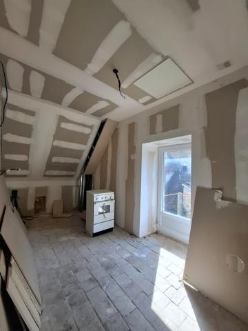 À vendre - Maison individuelle, 6 pièces située à Courgains (72260)