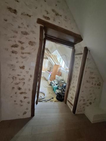 À vendre - Maison individuelle, 6 pièces située à Courgains (72260)