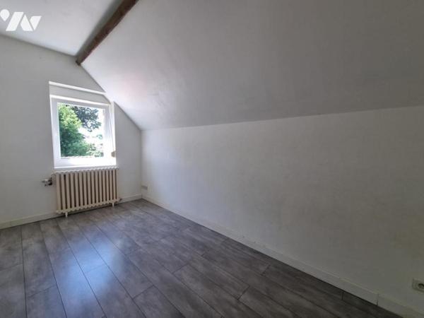 Maison individuelle 3 chambres rénovée avec jardin clos