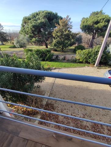 Montauban (82000) Belle Propriété de 228 m2 au milieu d'un Parc avec une Dépendance et 3 Garages.