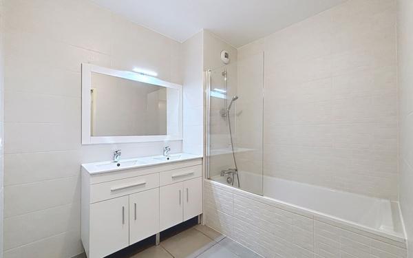 Appartement à vendre    3 pièces • 69 m2 Anglet