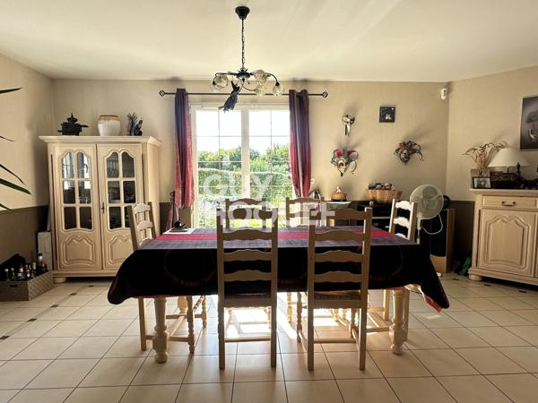 MAISON À VENDRE DE 5 PIÈCES DE 125,00 M²